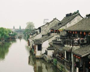 英语clerk try to get Friday night off怎么翻译？游戏画面